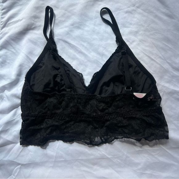 Victoria’s Secret PINK - Black Lace Bralette - Size Medium - Picture 3 of 9